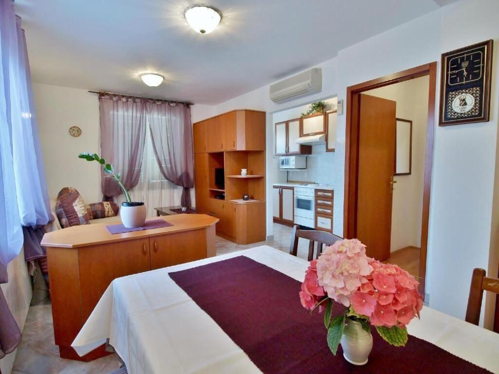 Apartments Zdenka - Garden Terrace Barbat na Rabu Luaran gambar